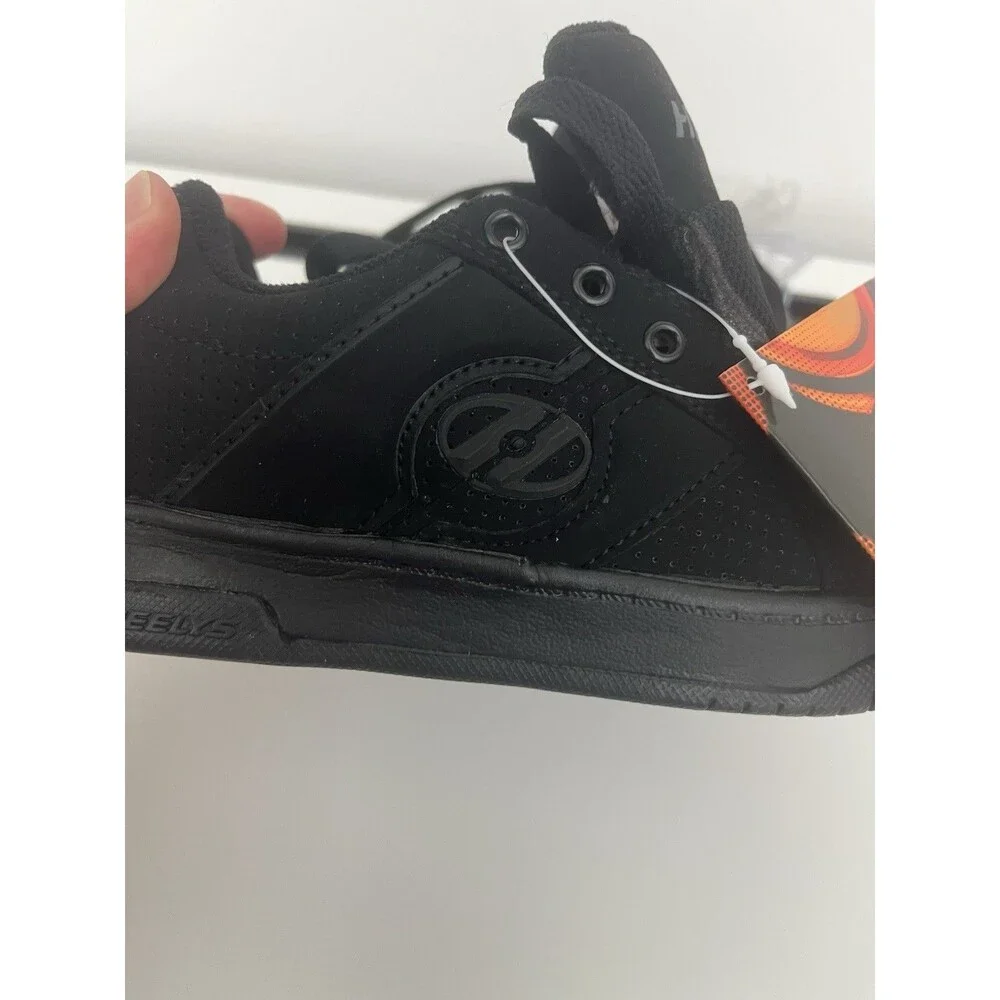 Heelys Split Wheeled Sneakers #770283H Size 2 Youth ROLLER SKATE SHOES Black